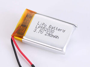 500 Zyklen Zykluslaufzeit Prismatische LP552030 3,7V 290MAH Lithium-Polymer-Batterie für Drohnen -10C -65C