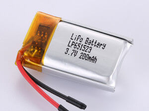 LP651523 3,7V 200MAH Prismatische Polymer-Litiumionen-Wiederaufladungszelle Die perfekte Kombination aus Form und Funktion Kleine Größe