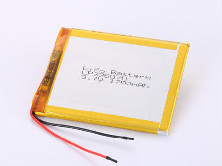 Chemische Zusammensetzung Lithium-Polymer-Batterie LP336070 3.7V 1700MAH mit Überentladungsschutz und hoher Entladung