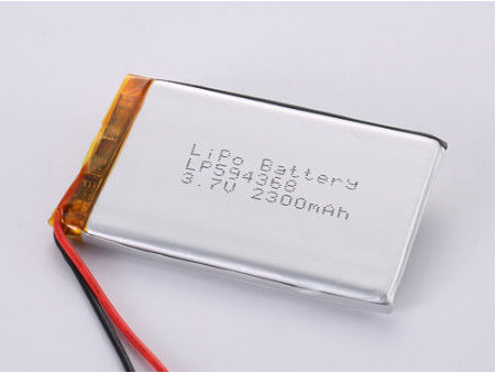 Oem akzeptable offene Spannung 3.7V 2300MAH Lithium-Polymer-Batterie mit einer Haltbarkeitsdauer von 1 Jahr und einer Nennspannung von 3.7v