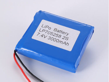 Langlebige LP705258 7,4V 3000MAH Lithium-Polymer-Batterie mit Speichertyp wiederaufladbar und leistungsstark
