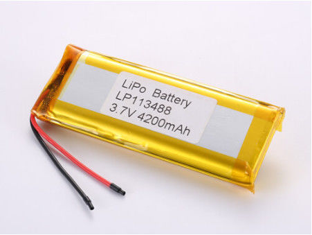 LP113488 3,7V 4200 MAH Li-Ionen-Batterie Hersteller kundenspezifische Verbindungstyp Lithium-Polymer-Wiederaufladbare Batterie Ideal für Industrie